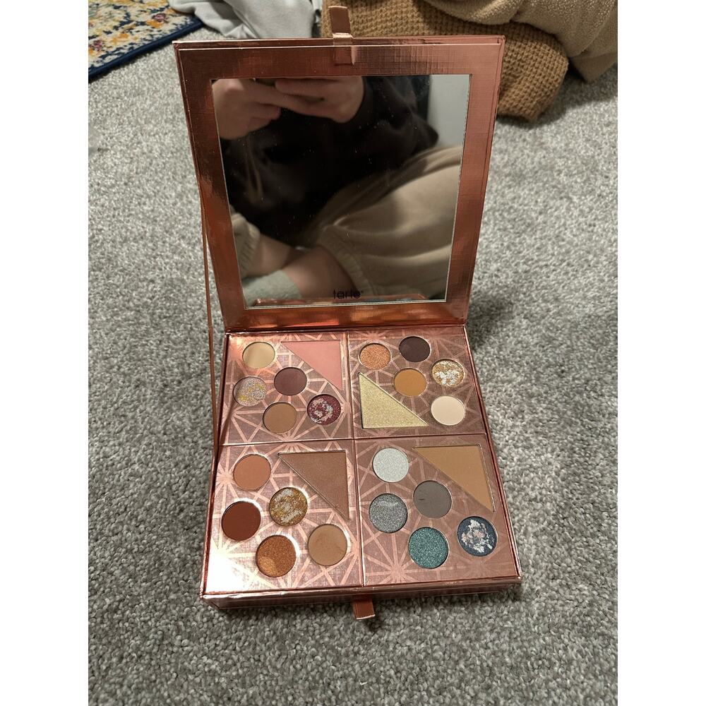 Tarte makeup Eyeshadow Palette